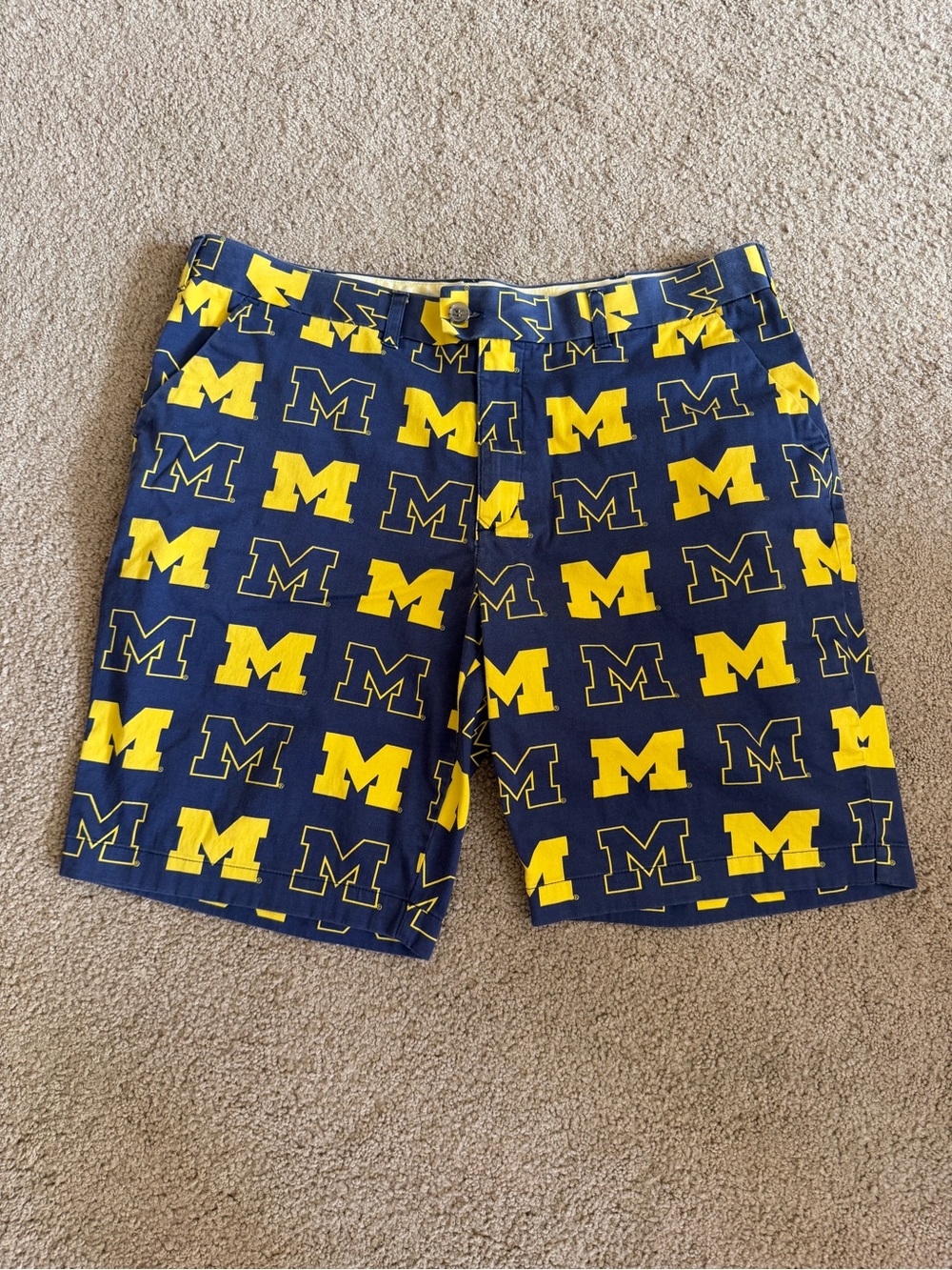University of Michigan Loudmouth Logo Navy & Yellow Shorts size 40
